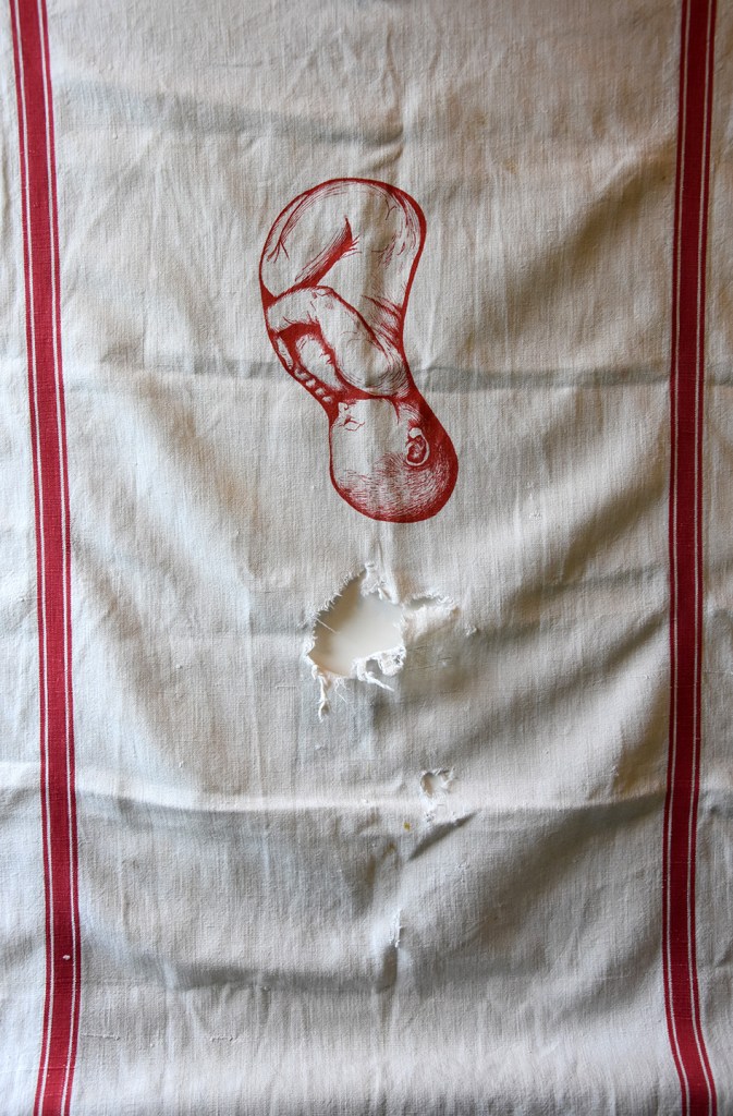 Le Haricot au Torchon, sérigraphie sur textile, 23cm de haut, juin 2016